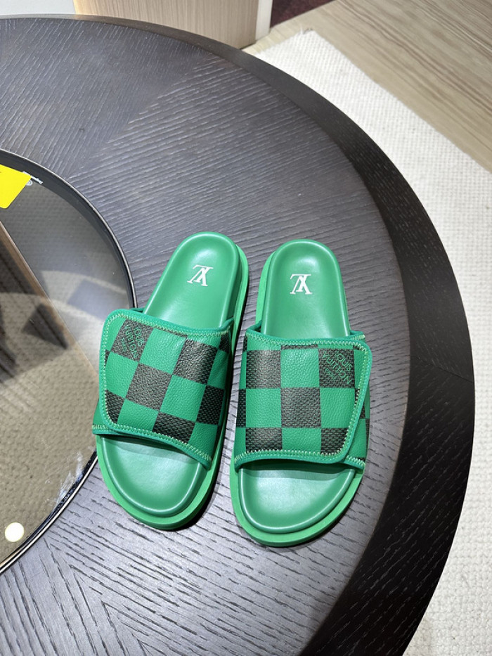 L&V SLIPPERS