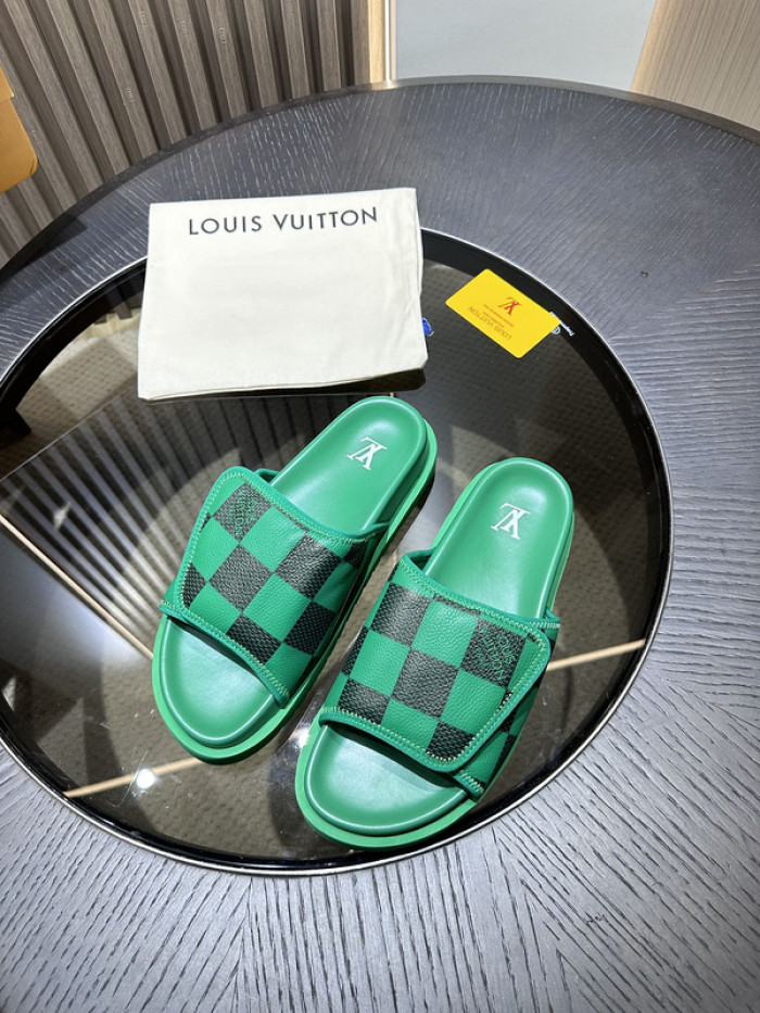 L&V SLIPPERS