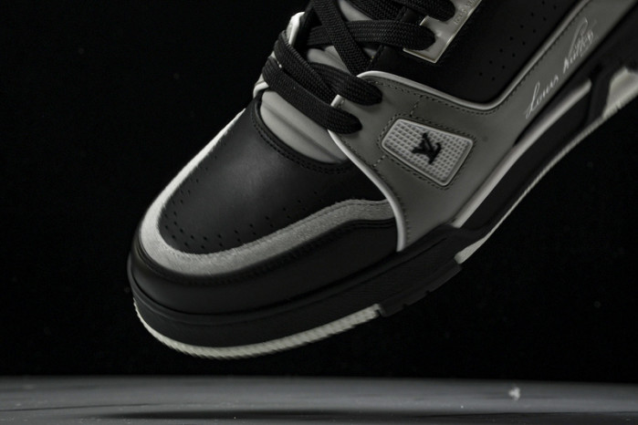 L&V SNEAKERS