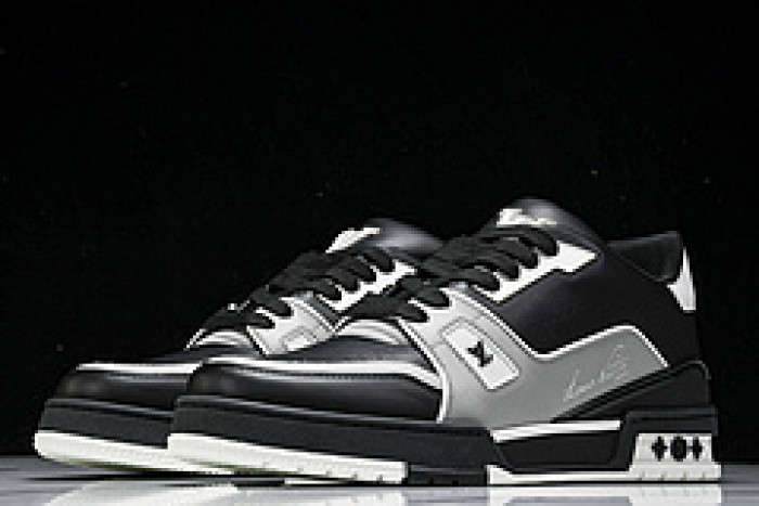 L&V SNEAKERS