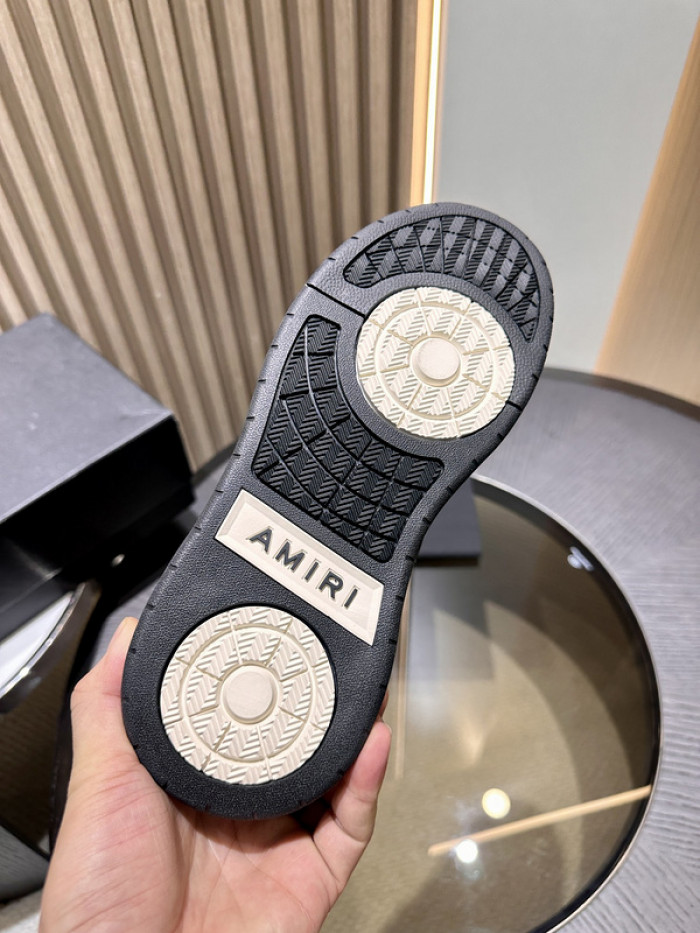 AM1R1 SNEAKERS