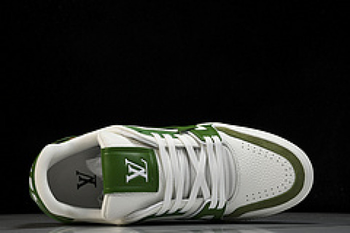 L&V SNEAKERS