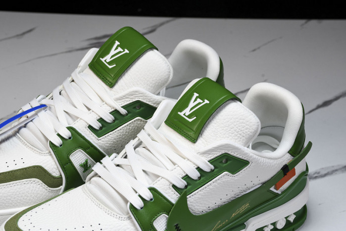 L&V SNEAKERS