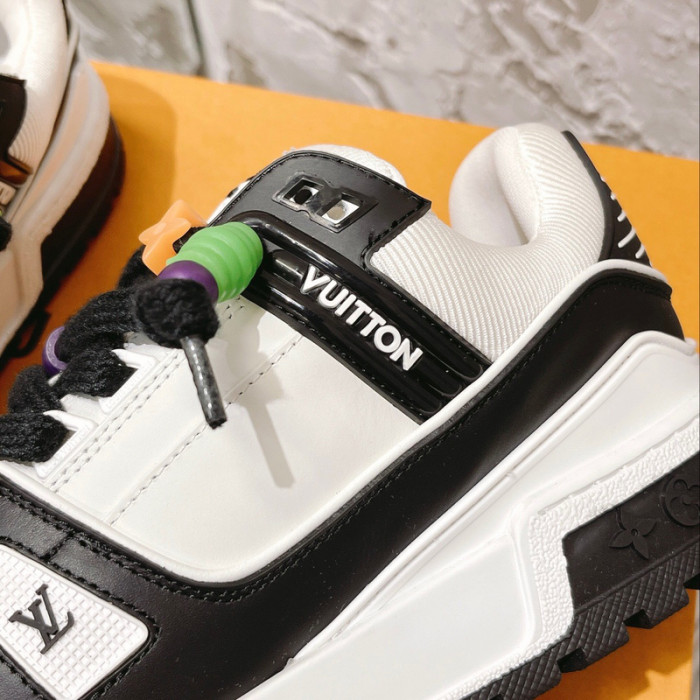 L&V SNEAKERS