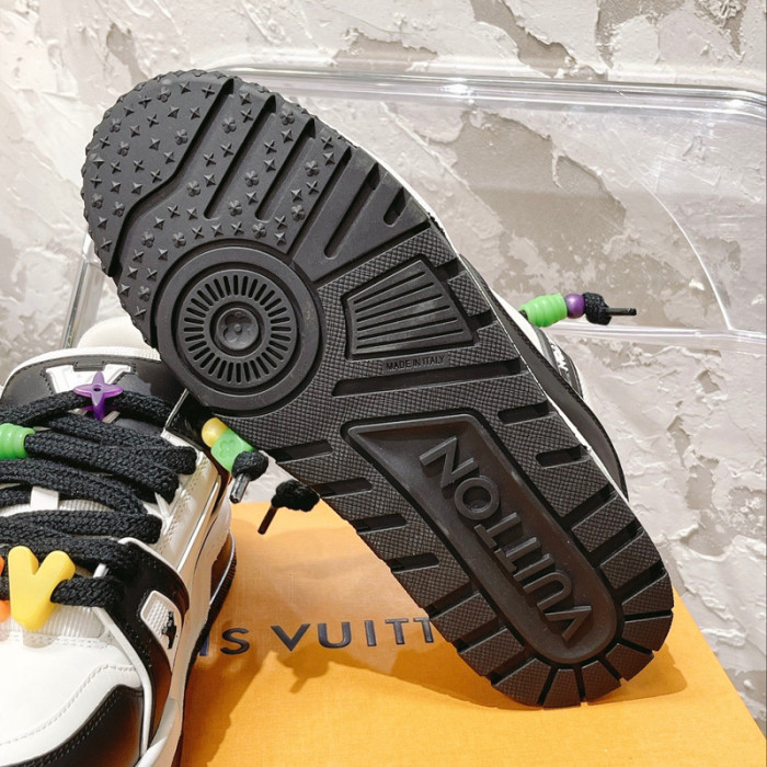 L&V SNEAKERS