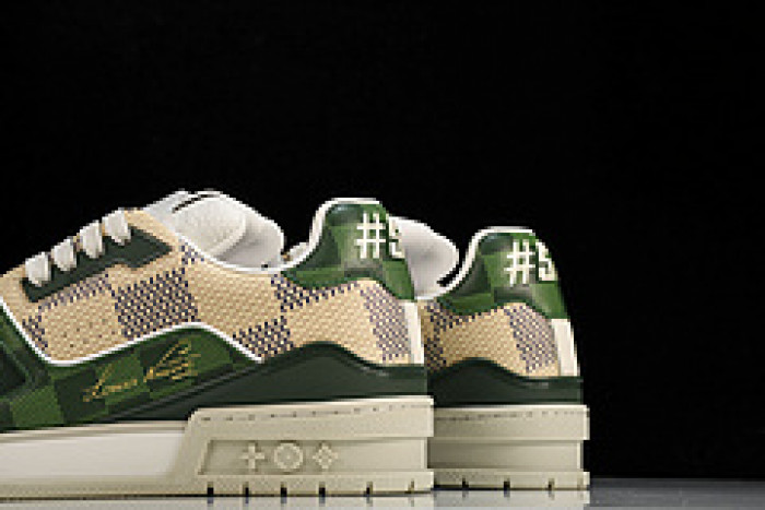 L&V SNEAKERS