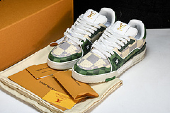 L&V SNEAKERS