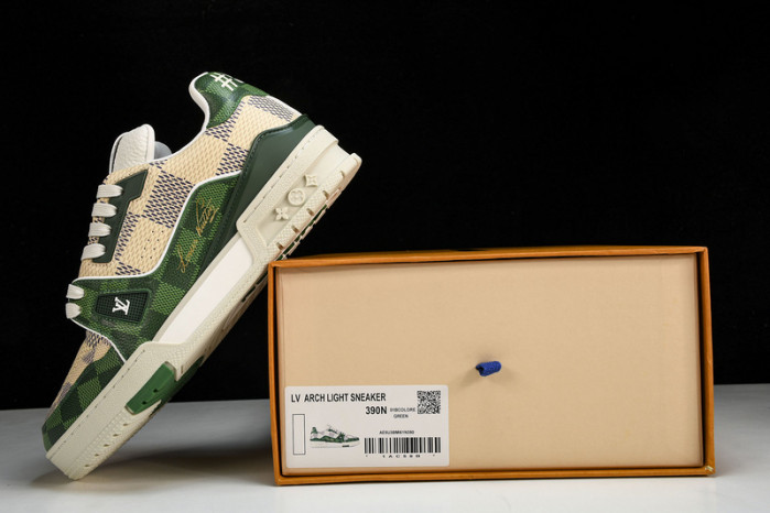 L&V SNEAKERS