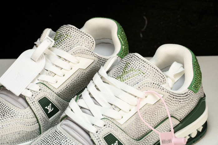 L&V SNEAKERS