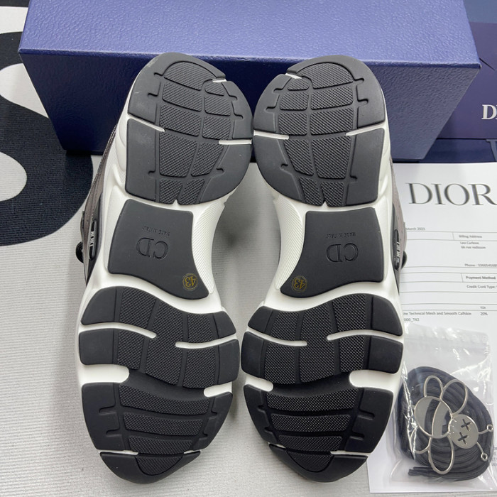 DI*O*R B22 PANKICK