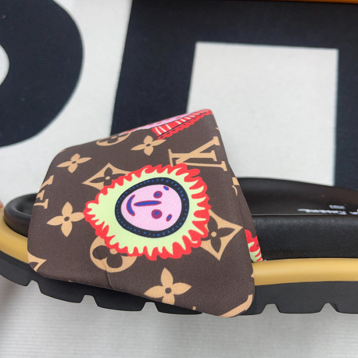 L&V SLIPPERS