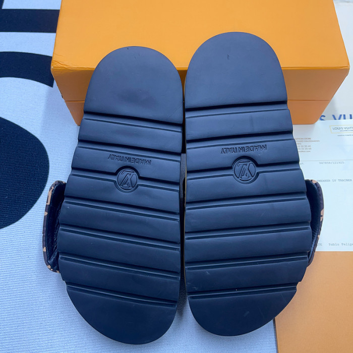 L&V SLIPPERS