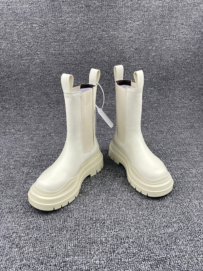 bo*te*ga Ve*ne*ta sneaker