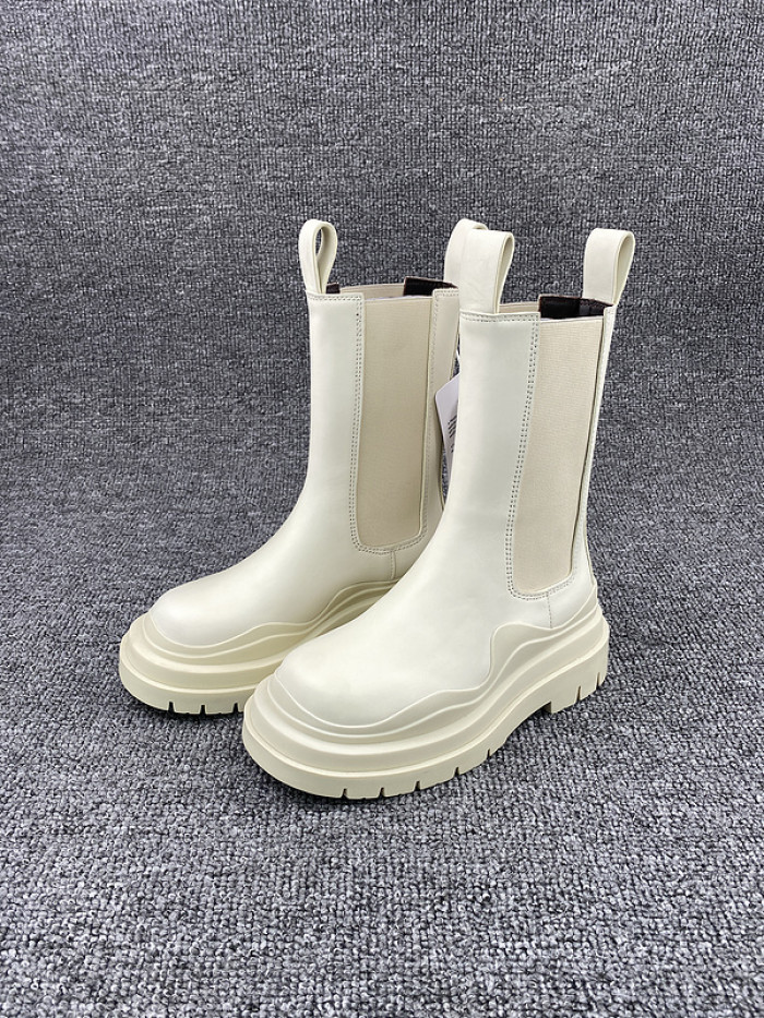 bo*te*ga Ve*ne*ta sneaker