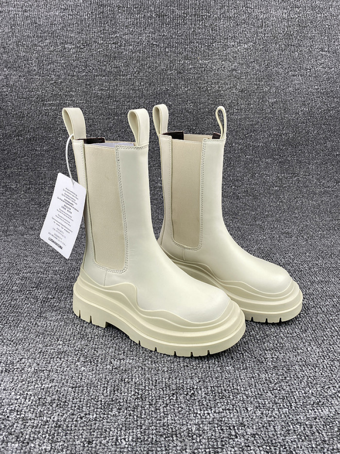 bo*te*ga Ve*ne*ta sneaker
