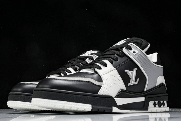 L&V SNEAKERS