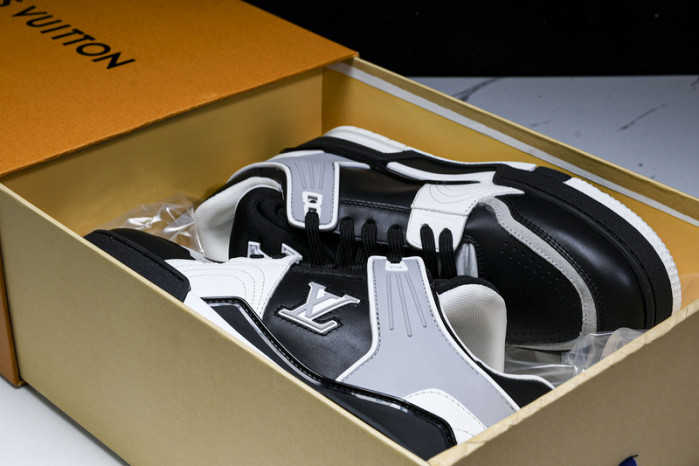 L&V SNEAKERS