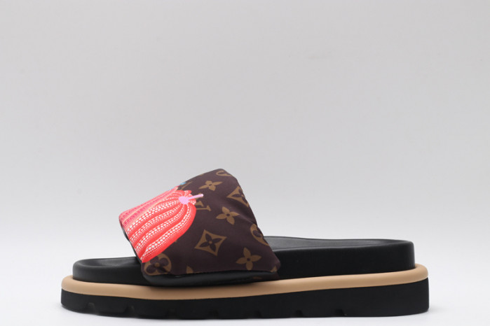 L&V SLIPPERS