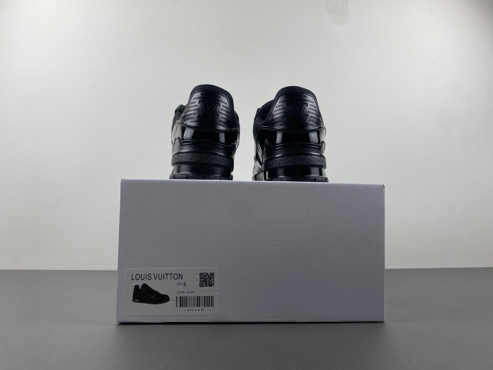 L&V SNEAKERS
