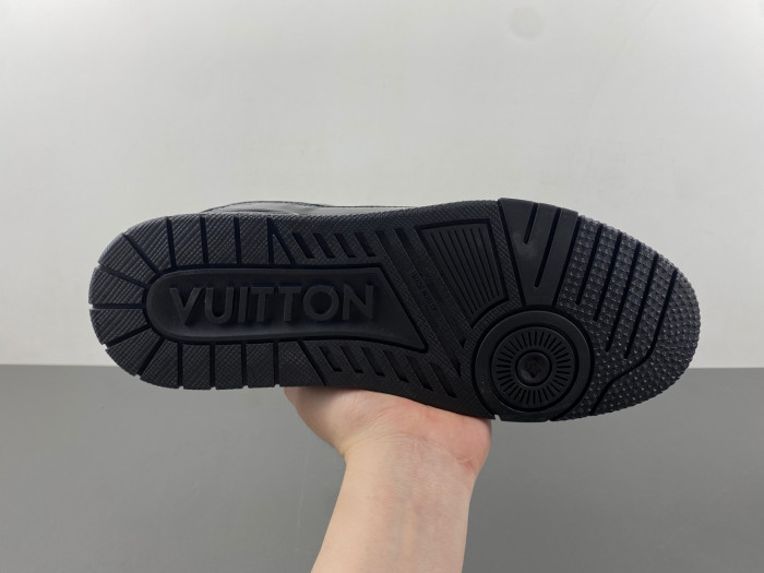 L&V SNEAKERS