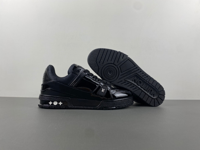L&V SNEAKERS