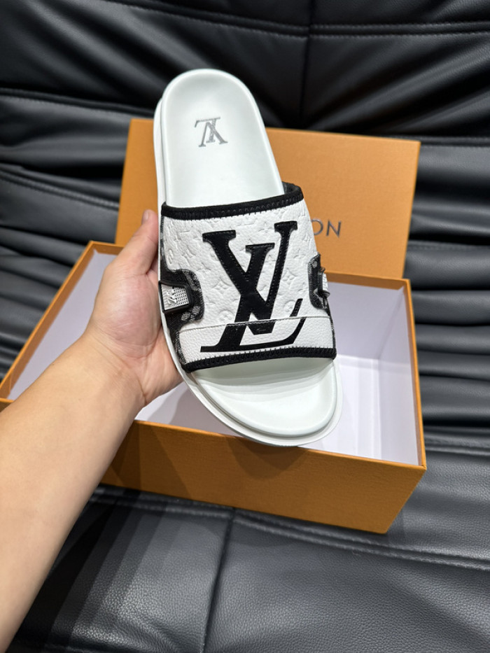 L&V SLIPPERS
