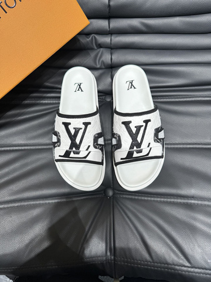 L&V SLIPPERS
