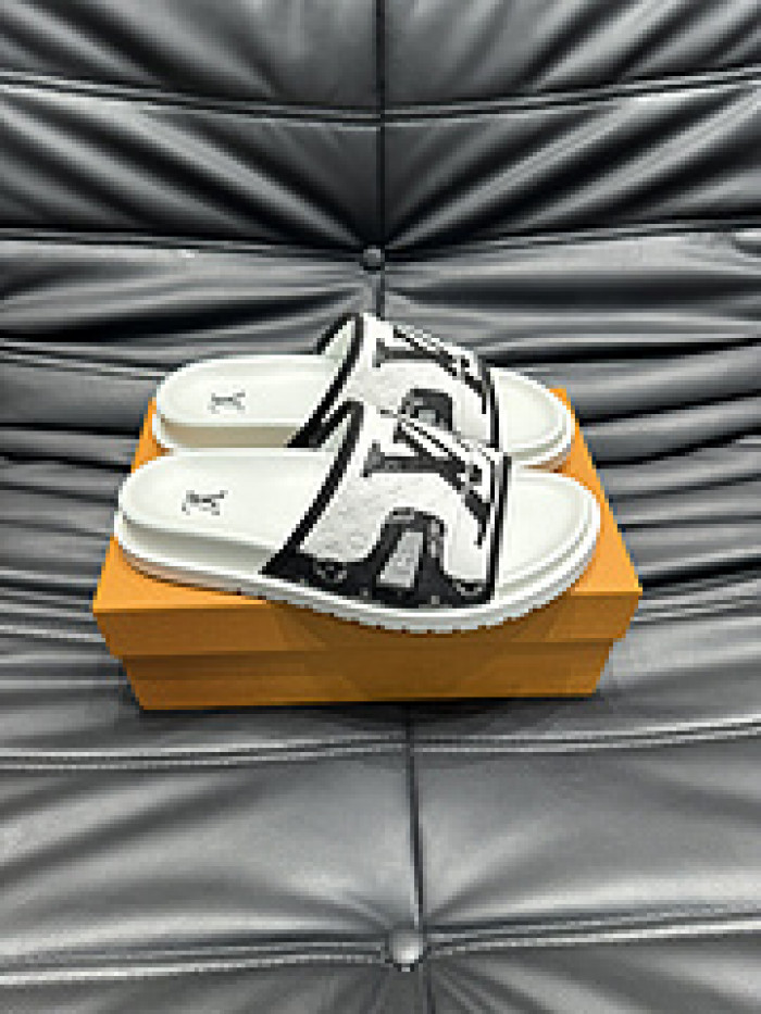L&V SLIPPERS