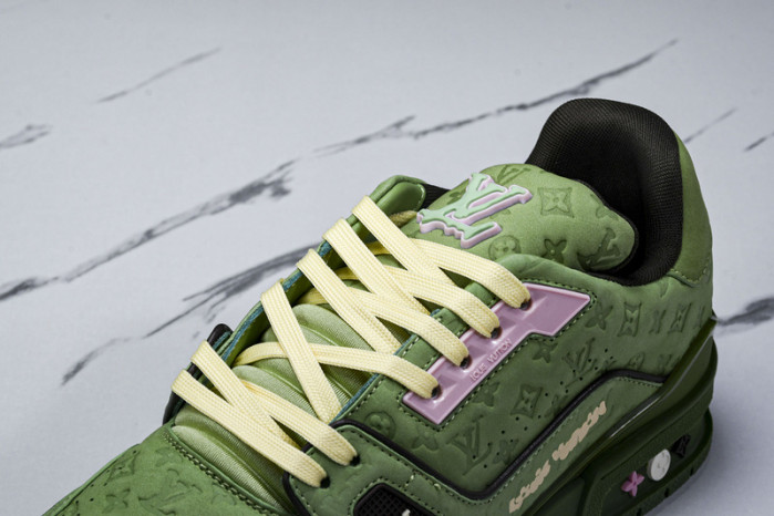 L&V SNEAKERS