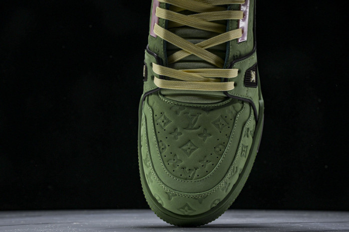 L&V SNEAKERS