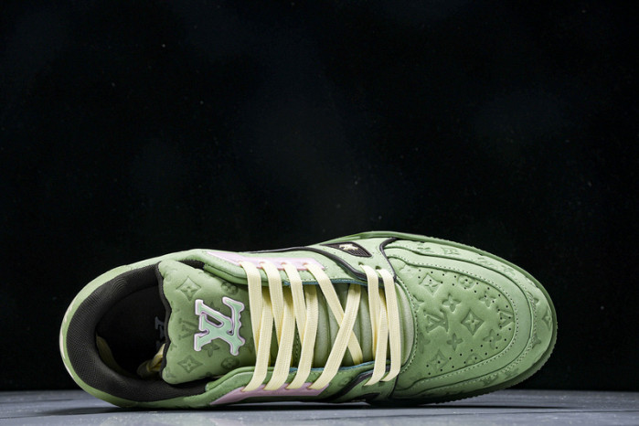 L&V SNEAKERS
