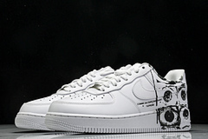 cdg x S*p*e x nk af 1 S*p*e comme des garcons shirt 923044-100