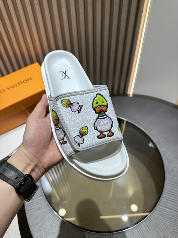 L&V SLIPPERS