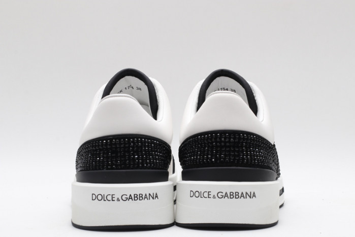 DG sneaker