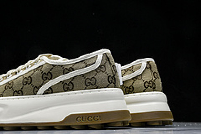 GUCC SNEAKER