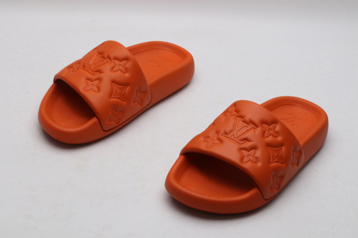 L&V SLIPPERS