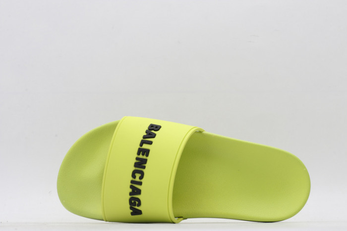 BLEN DESIGNER SLIPPERS