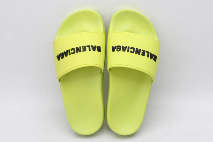 BLEN DESIGNER SLIPPERS