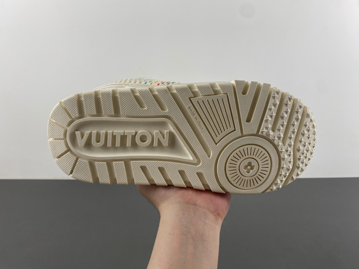 L&V SNEAKERS