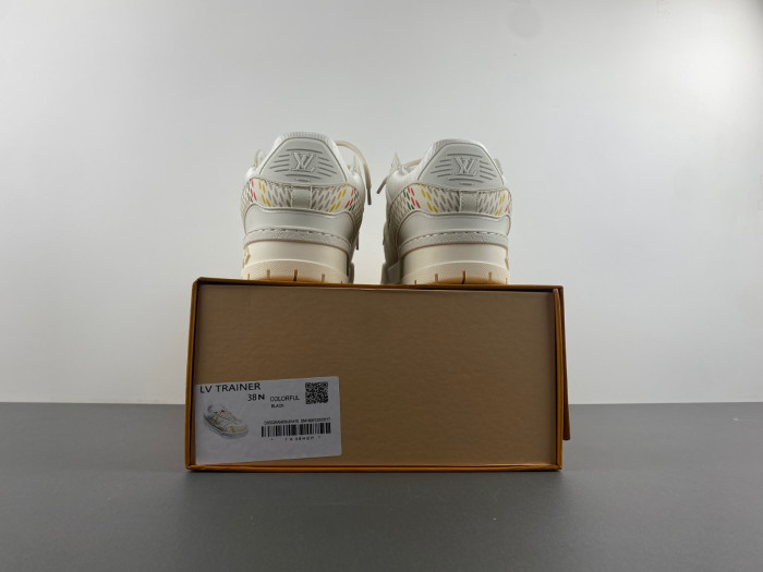 L&V SNEAKERS