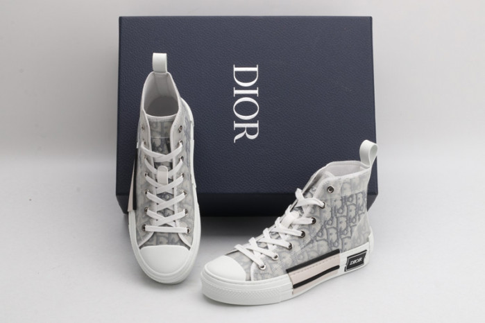 DI*O*R B23 PANKICK