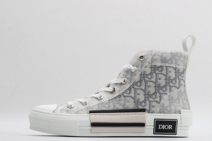 DI*O*R B23 PANKICK