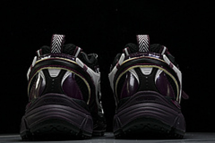 OH SNEAKER