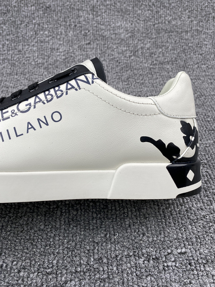 DG sneaker