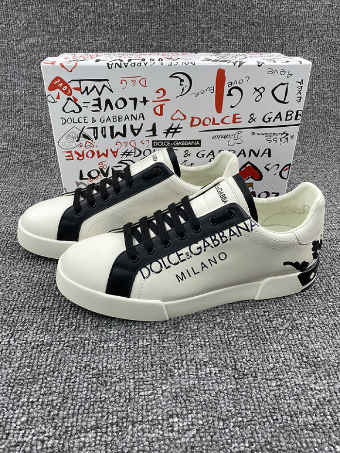 DG sneaker