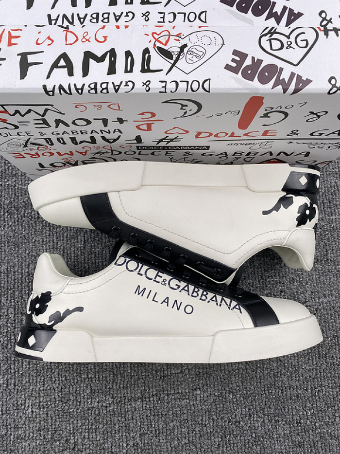 DG sneaker