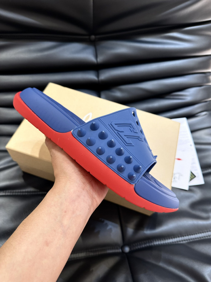 CL SLIPPERS