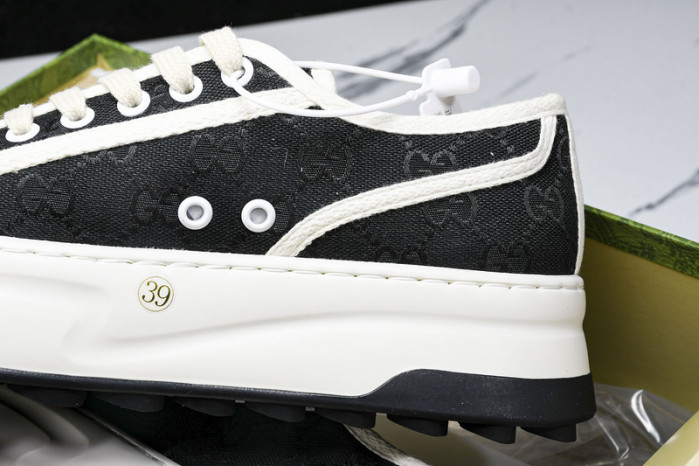 GUCC SNEAKER