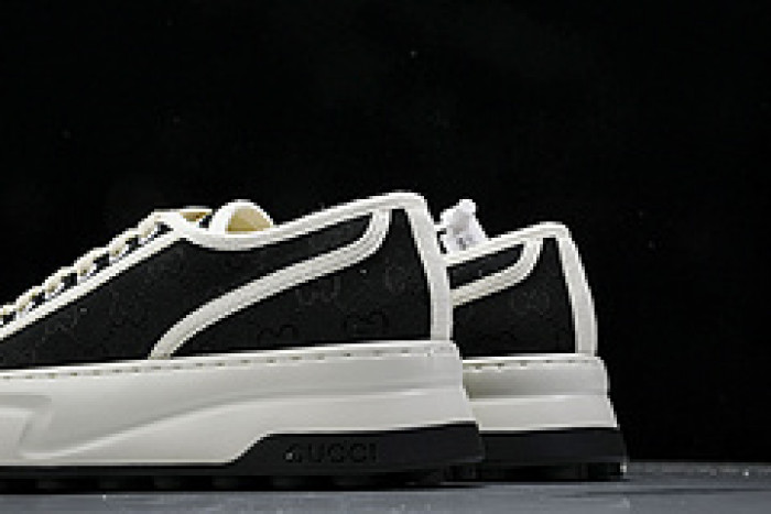 GUCC SNEAKER