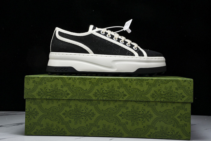 GUCC SNEAKER